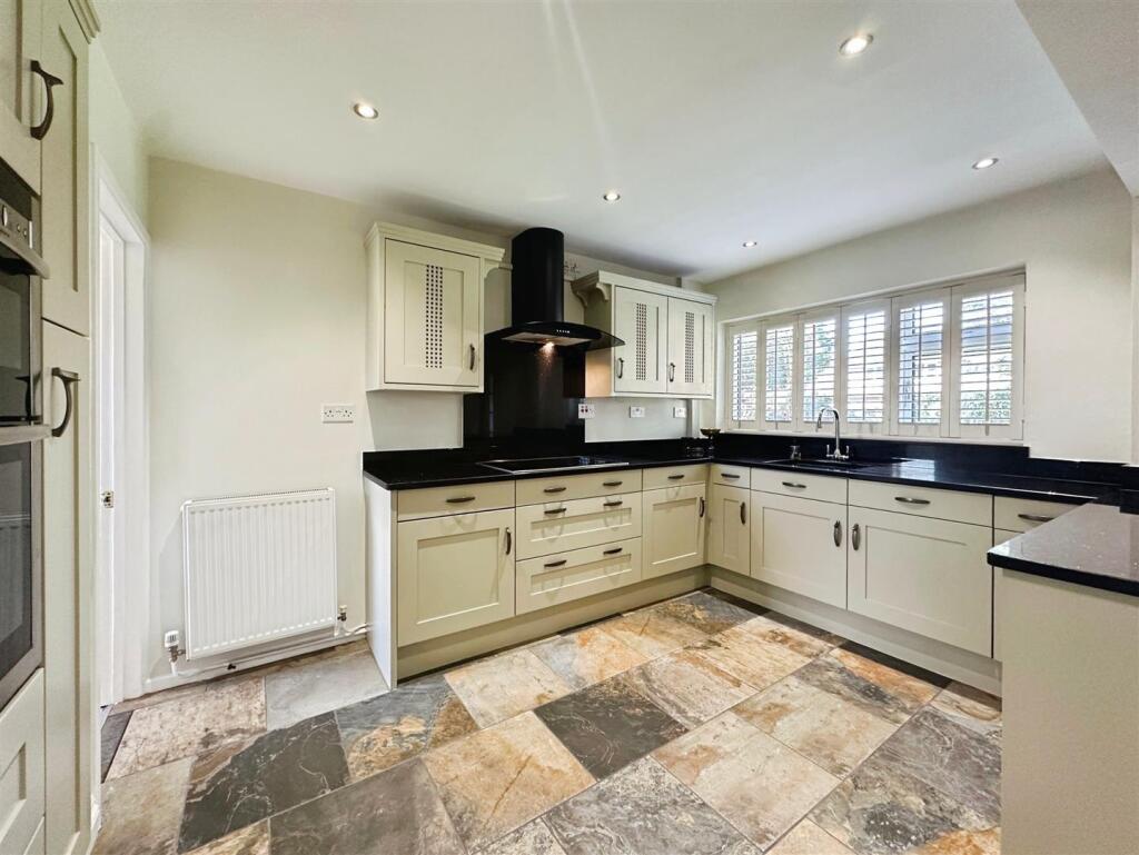 66088618--46D7-9E9E-9E7CAB1BCD73-12315-0000037A94A