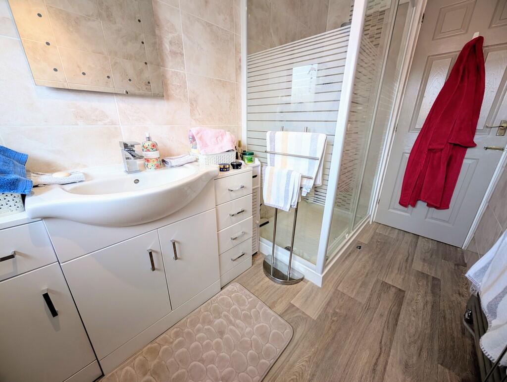 PXL_20251002_0852...