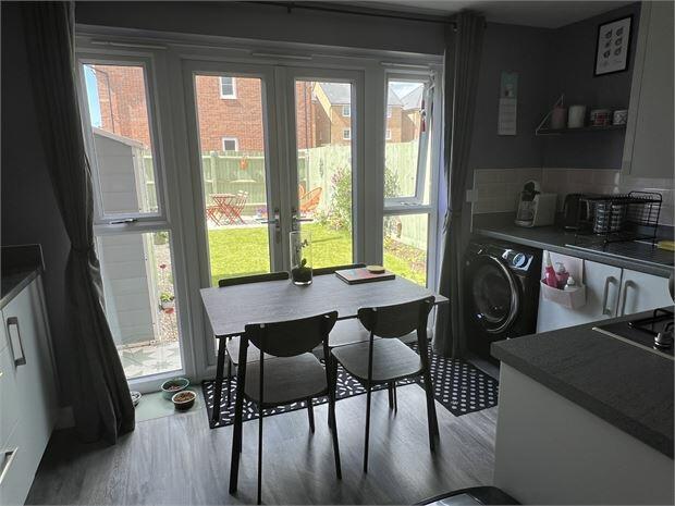 Dining kitchen