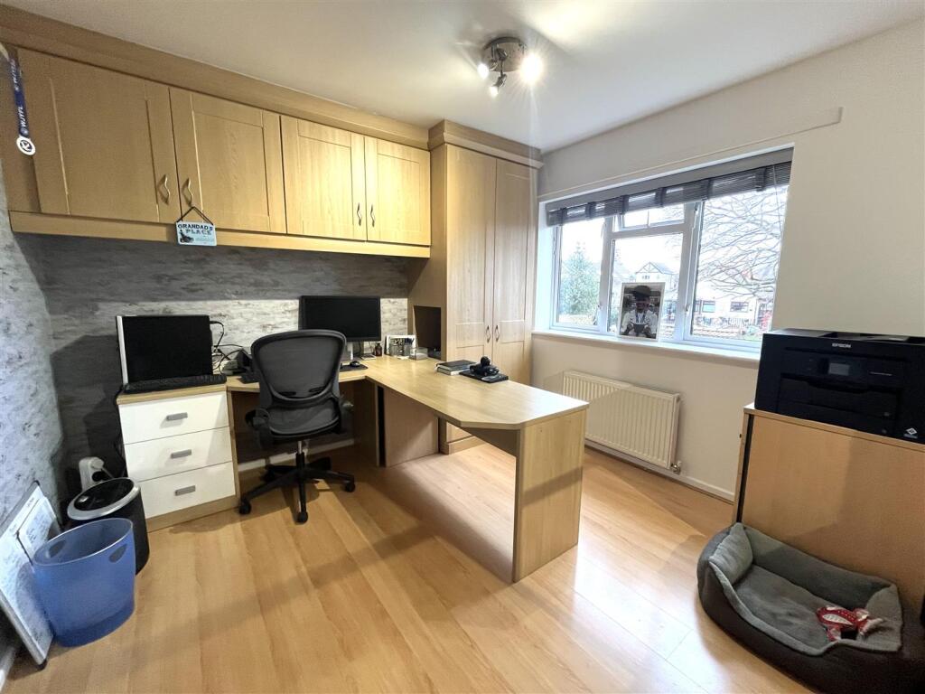 THORN CLOSE BED 3.jpeg