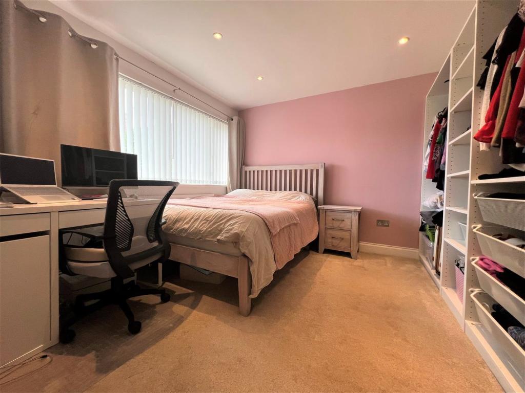 Bedroom.jpg