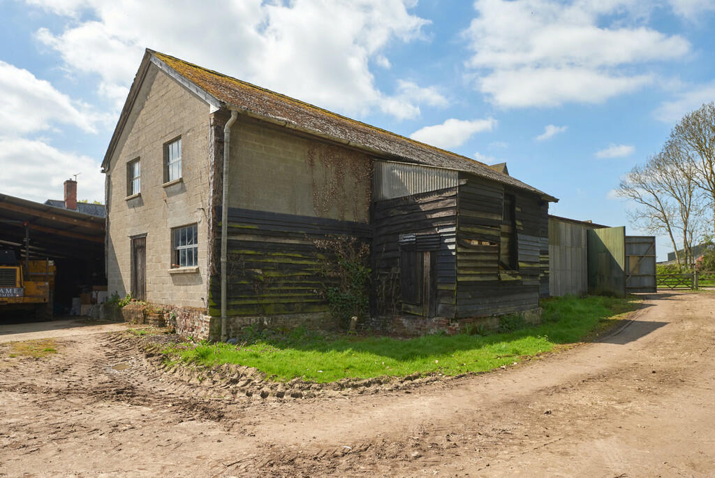 Barn 2