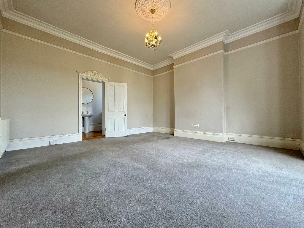 17 ft x 15 ft Bedroom 1