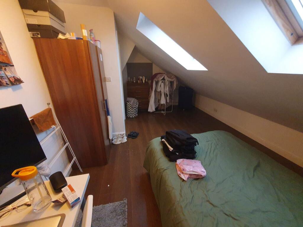 Bedroom 8 Reverse
