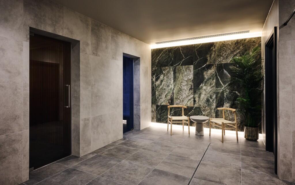 Sauna &amp; Steam Room