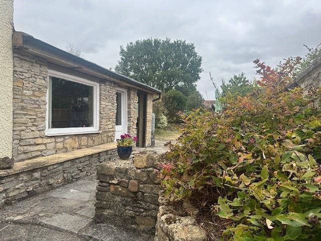 19 Collinsfield Garden.jpg