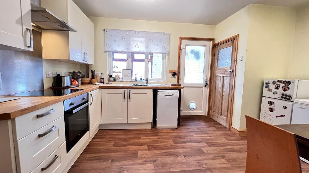 Fitted Kitchen
