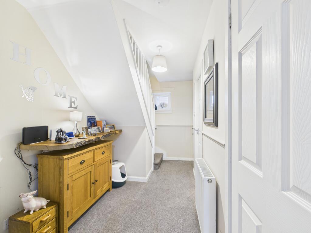 CAM03481G0-PR0122-STILL002