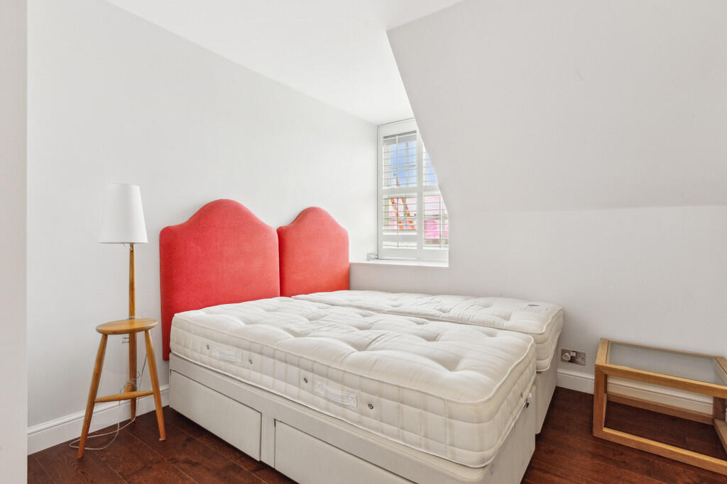 Flat 6, 22 Mulber...