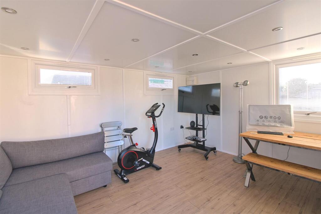 Home office/Gym