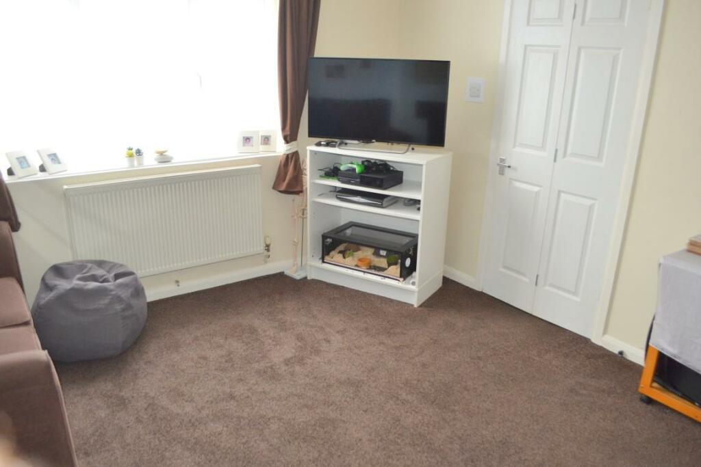 lounge 3 (Medium).JPG