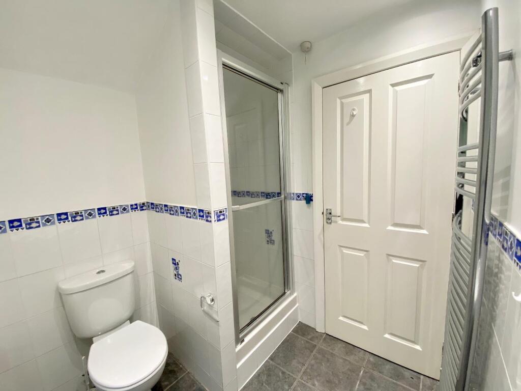 HOUSE BATHROOM