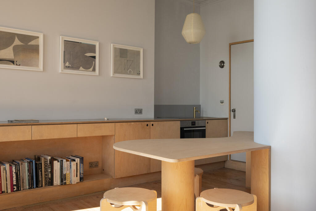 265842 - Moreton Court_INT_120.jpg