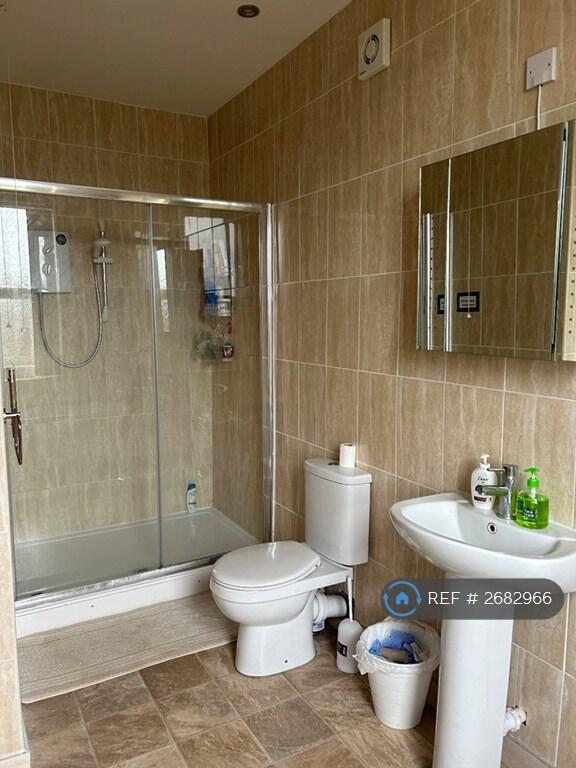 Bathroom2