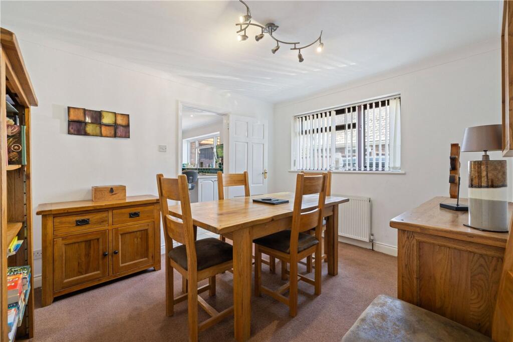 Breakfast Room