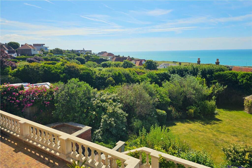 21. Garden View 2.jpg