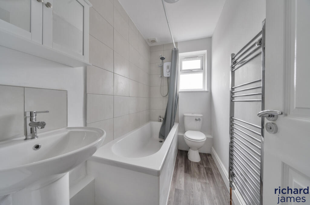 e12e68bb9444428a8f8683070de8d1e4