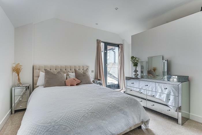 5 St George's Mews-7.jpg
