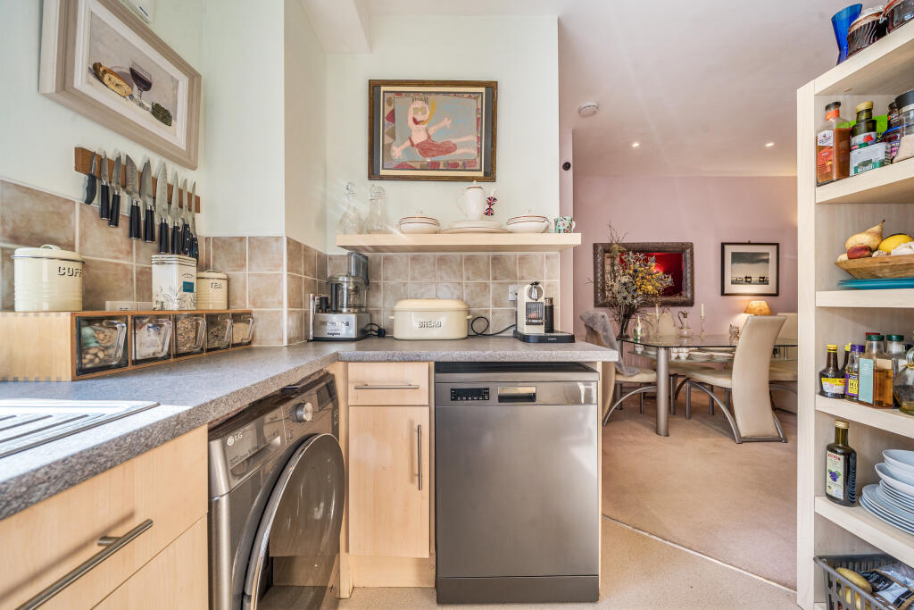 1359096-13-68da89e7d586b-ARW-1