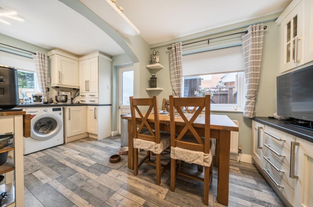 1347336-19-68b760b7b9c58