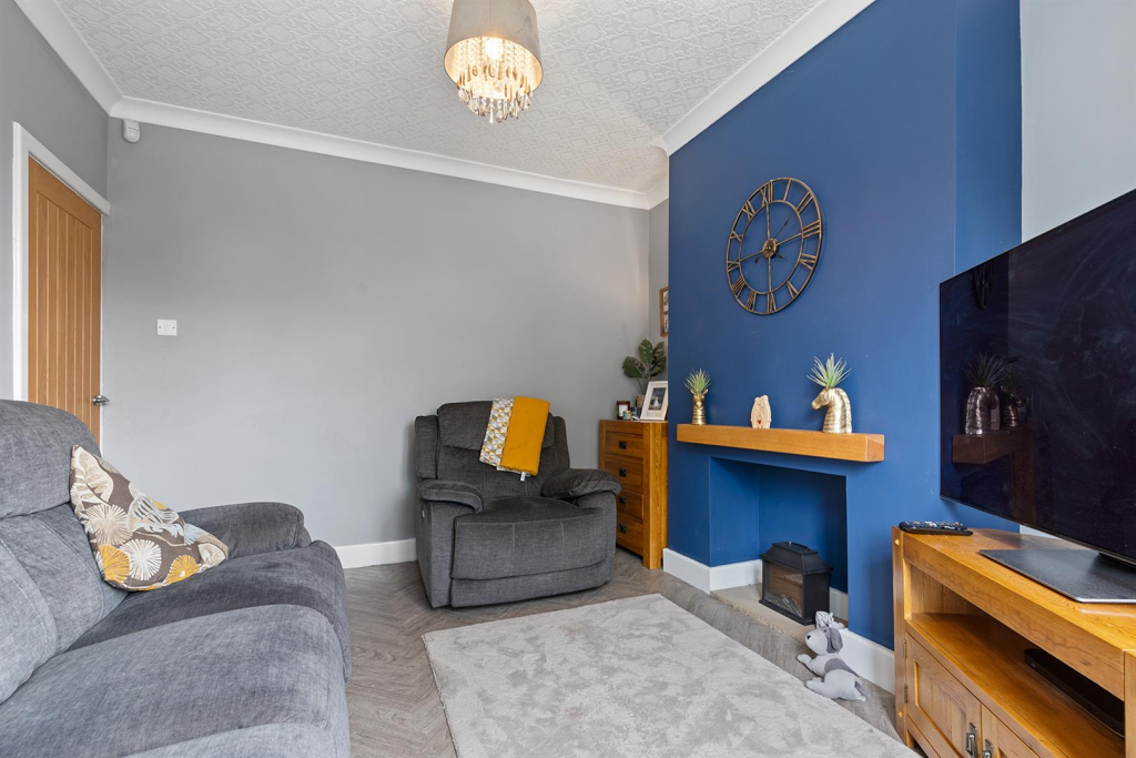 148 Quarmby Rd, Huddersfield 12_297.png