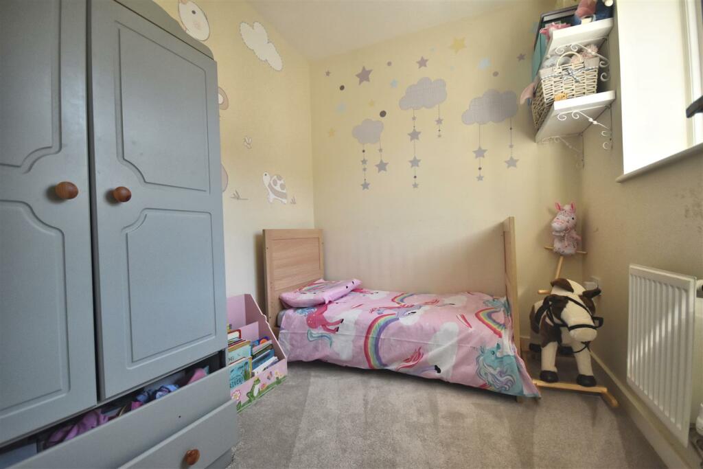 bed 3.jpg