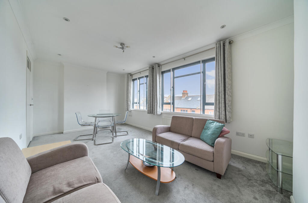 1330499-3-688cd96...