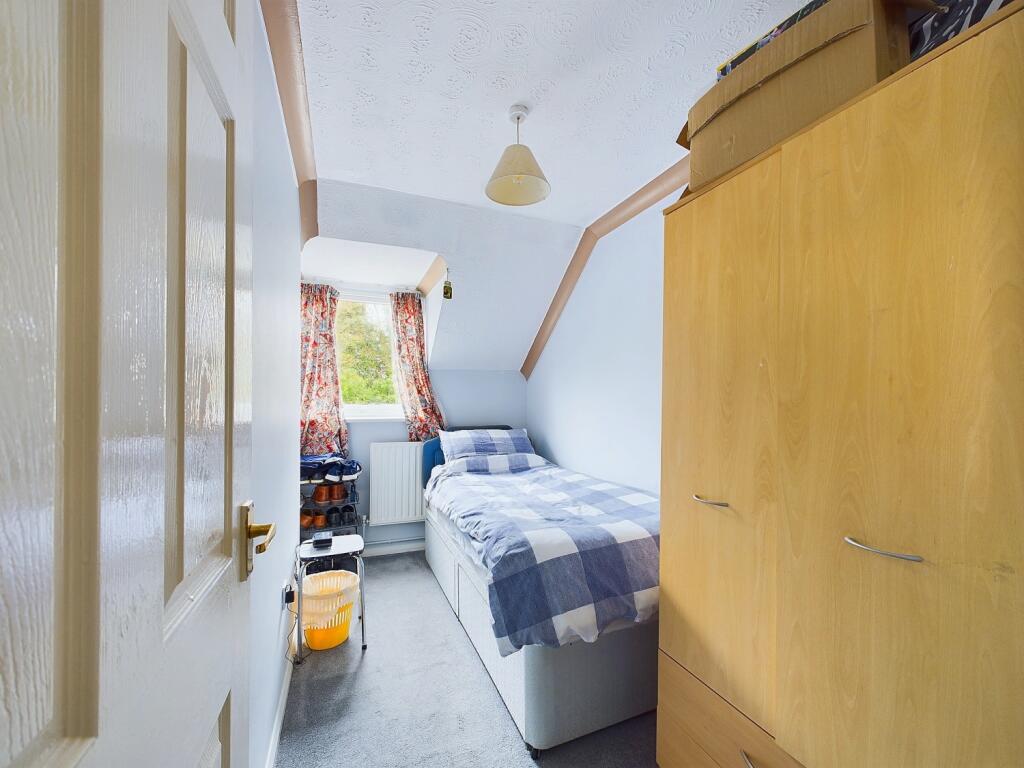 CAM01338G0-PR0087-STILL011