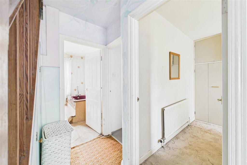 51 Benedict Street, Glastonbury, Somerset BA6 9NB 