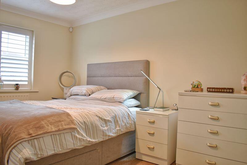 bed 1