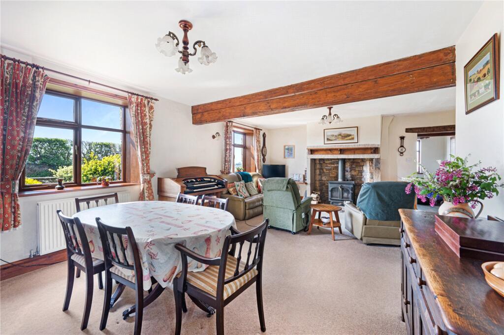 Living &amp; Dining Room