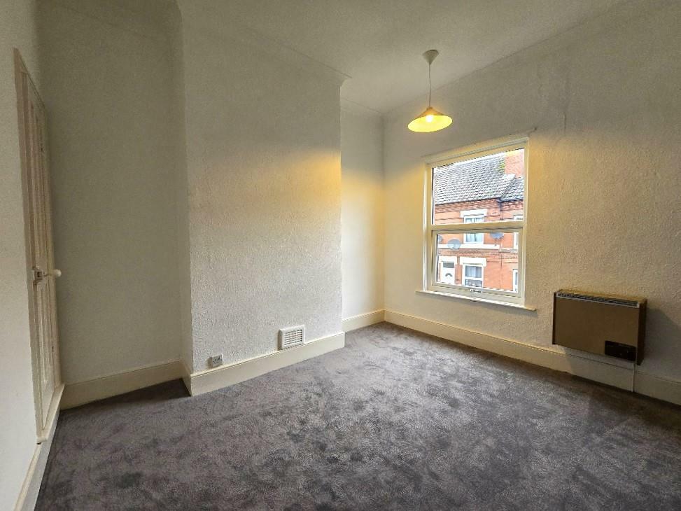 First Floor Front Bedroom.jpg