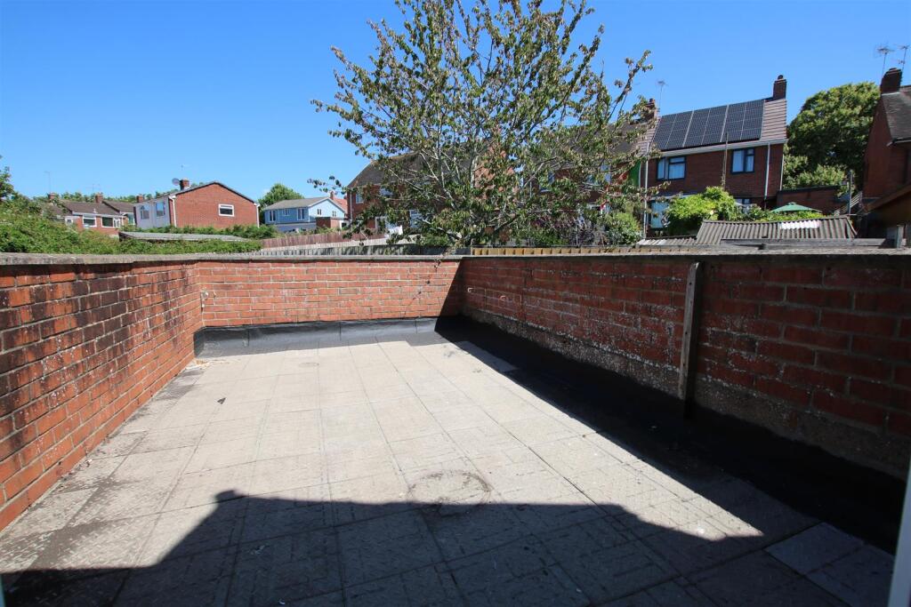 Roof Terrace.JPG