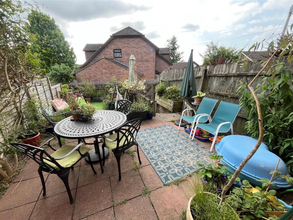 9. Garden 2.jpg