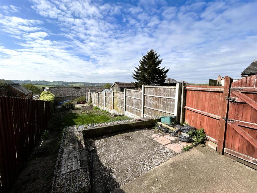 yard.JPG