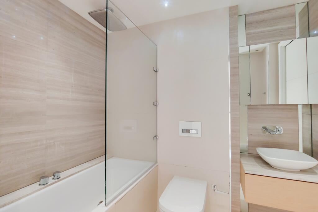 4_Bathroom-2