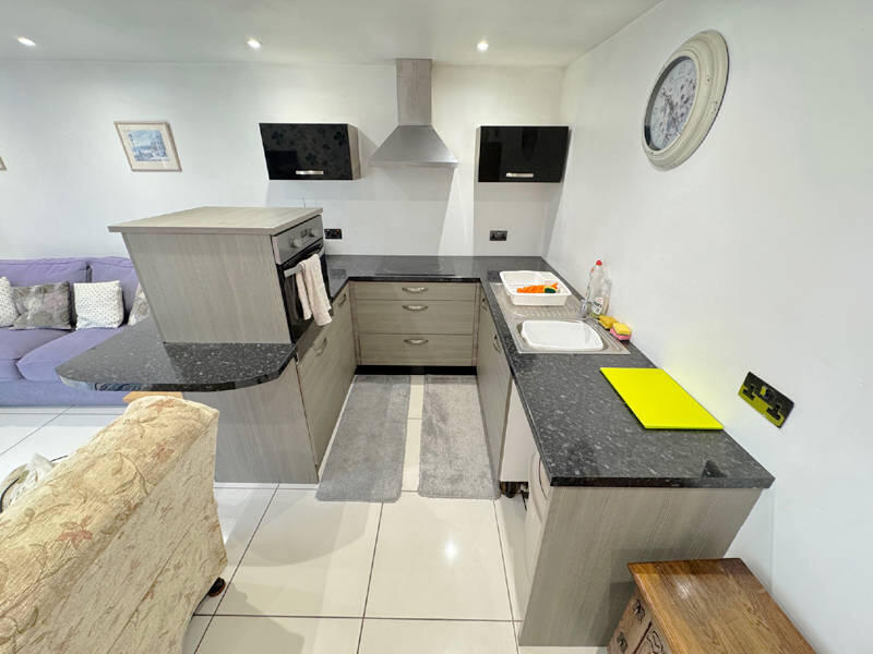 Annex - Open Plan Lounge/Kitchen