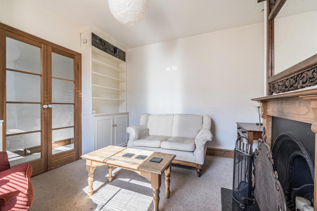 1353571-10-68cd42...