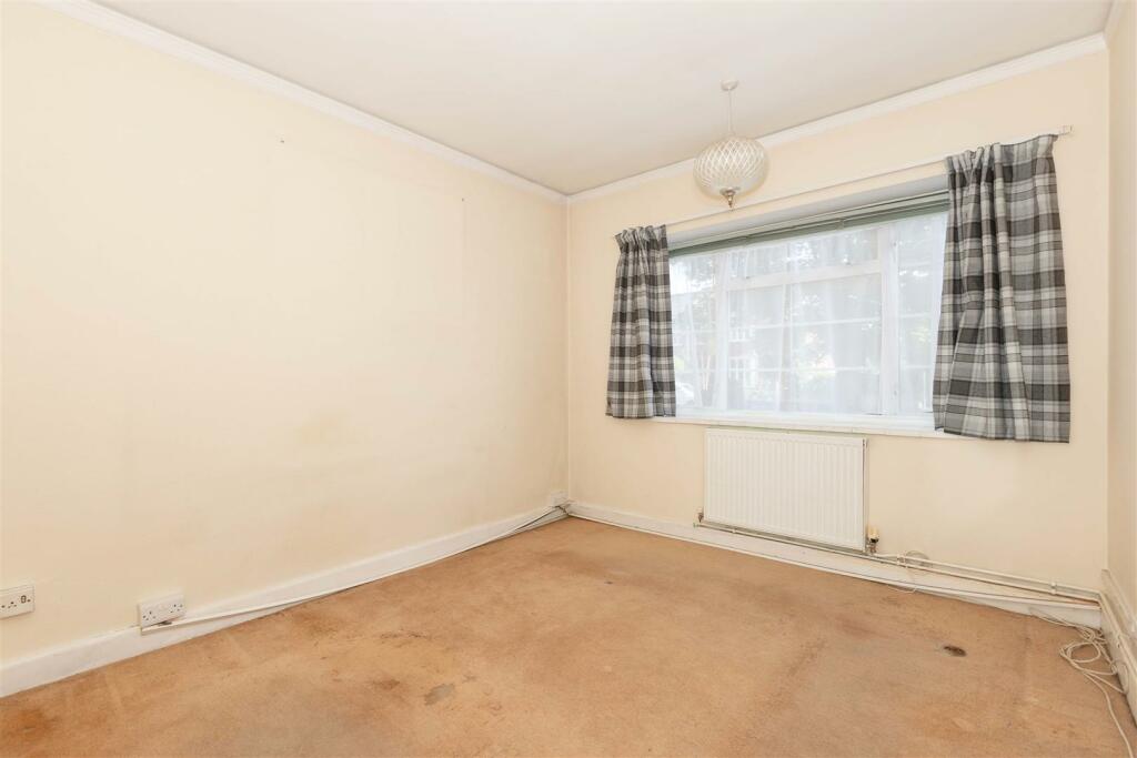 2 Winchester Court_11.JPG