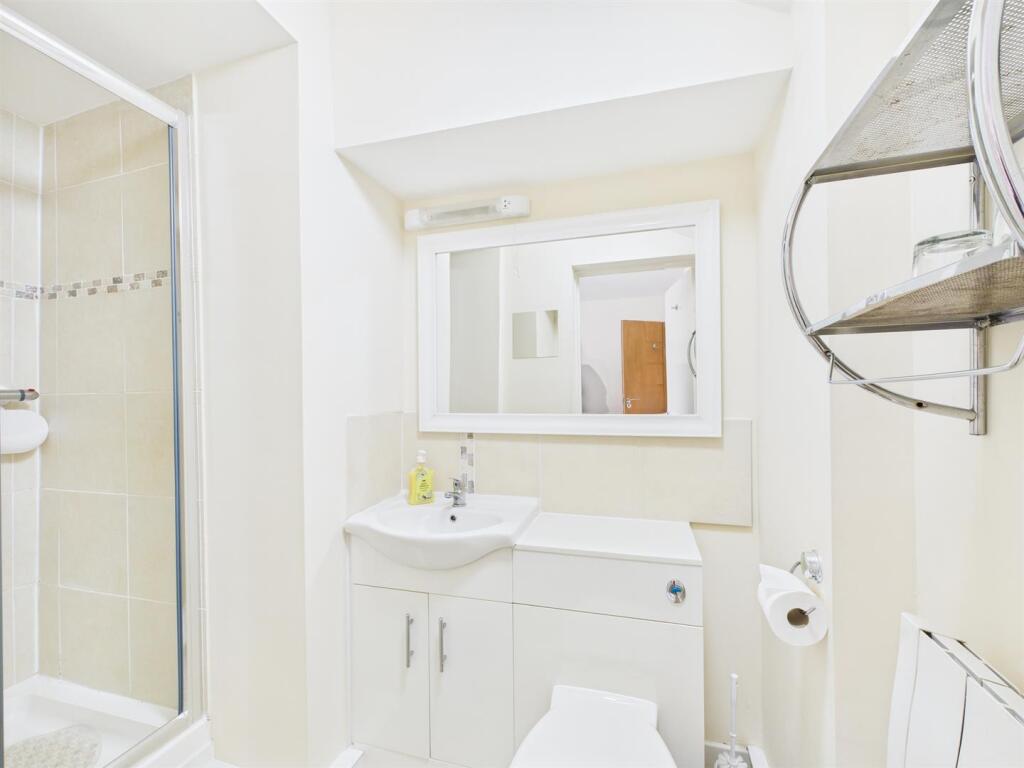 En-suite Shower room