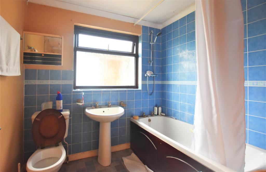 bath 2.JPG