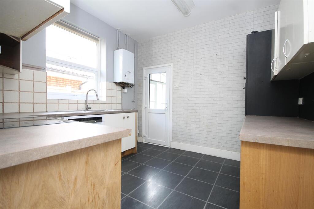 .kitchen.JPG