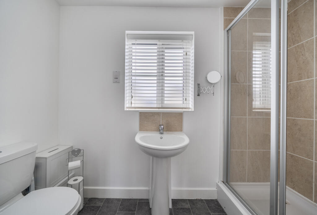 1356456-20-68d3c2...