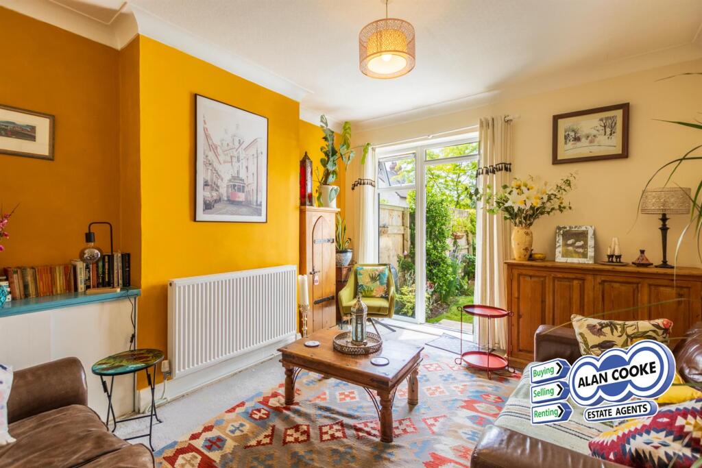 SITTING ROOM