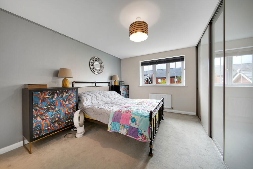 73 Ribbans Park R...