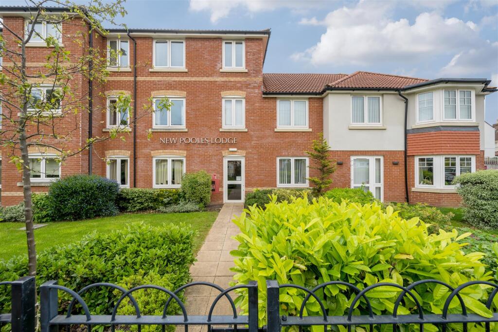 New Pooles Lodge (2).jpg