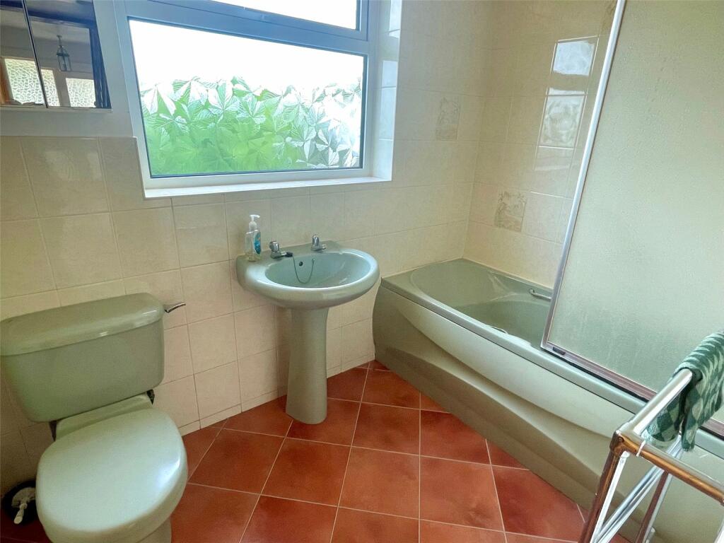Dst Bathroom