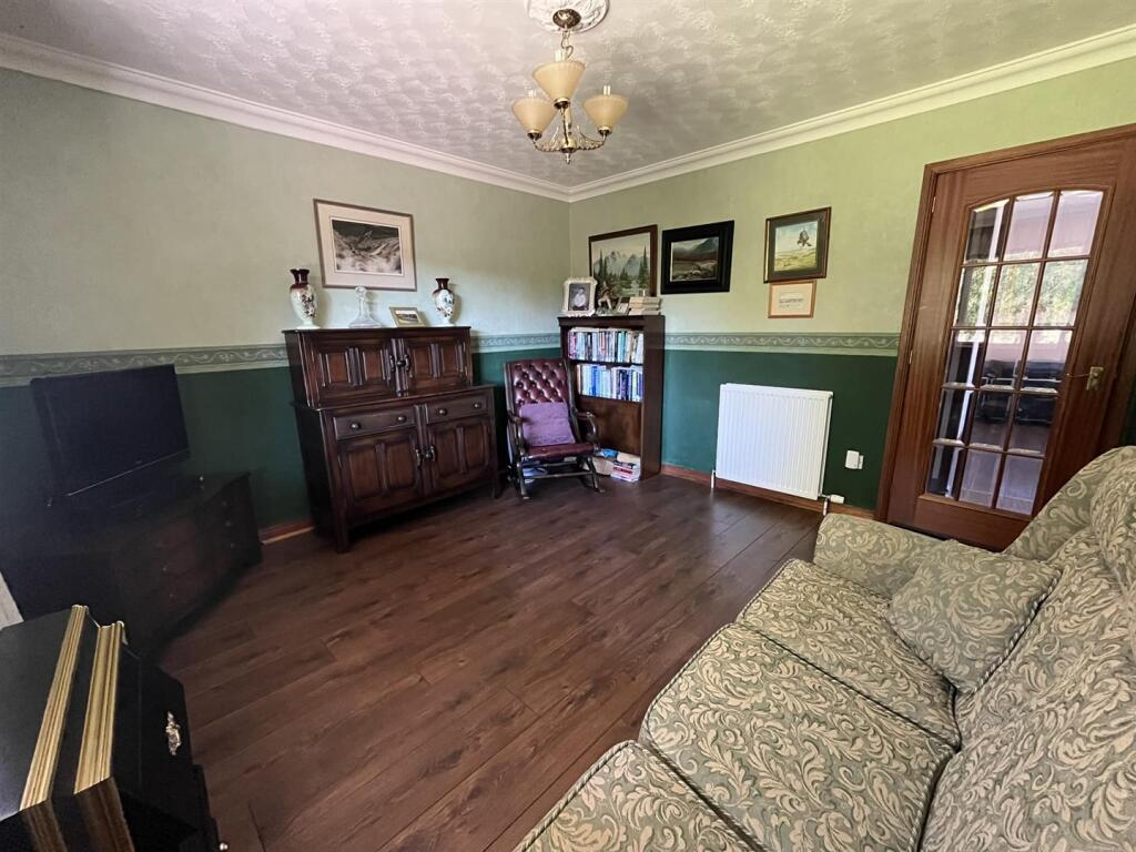 STUDY / BEDROOM 5