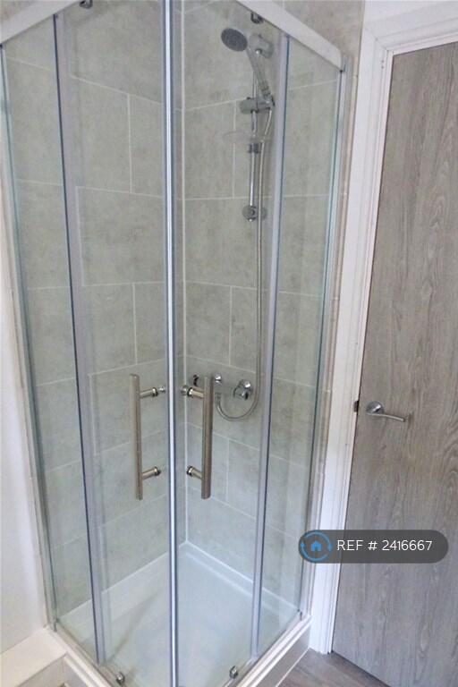 Upstairs Shower Room And Wc