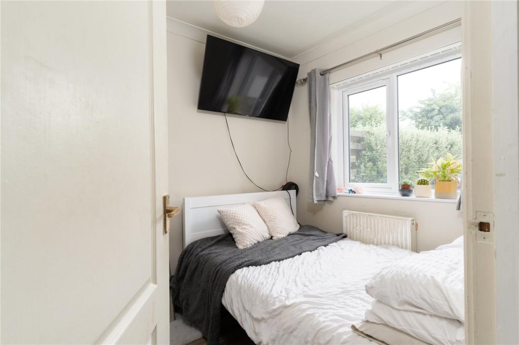 Picture No. 05